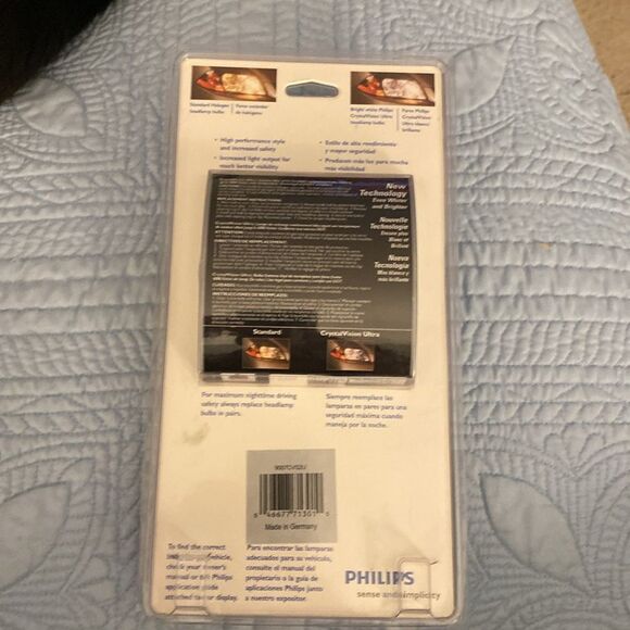 NWT Philips crystalvision ultra headlamps 9007 12v automobile - Picture 2 of 2